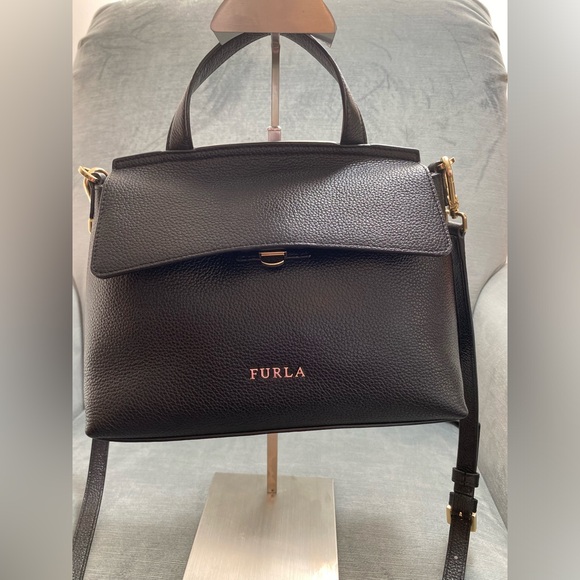 NWOT Furla Niki 2 way bag MSRP $339 pebbled leather. 10.5“ x 8“ x 4“ - Picture 3 of 16